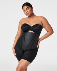 SPANXsupersculpt™ TotalContour High-Waisted Mid-Thigh Short | Very Black
