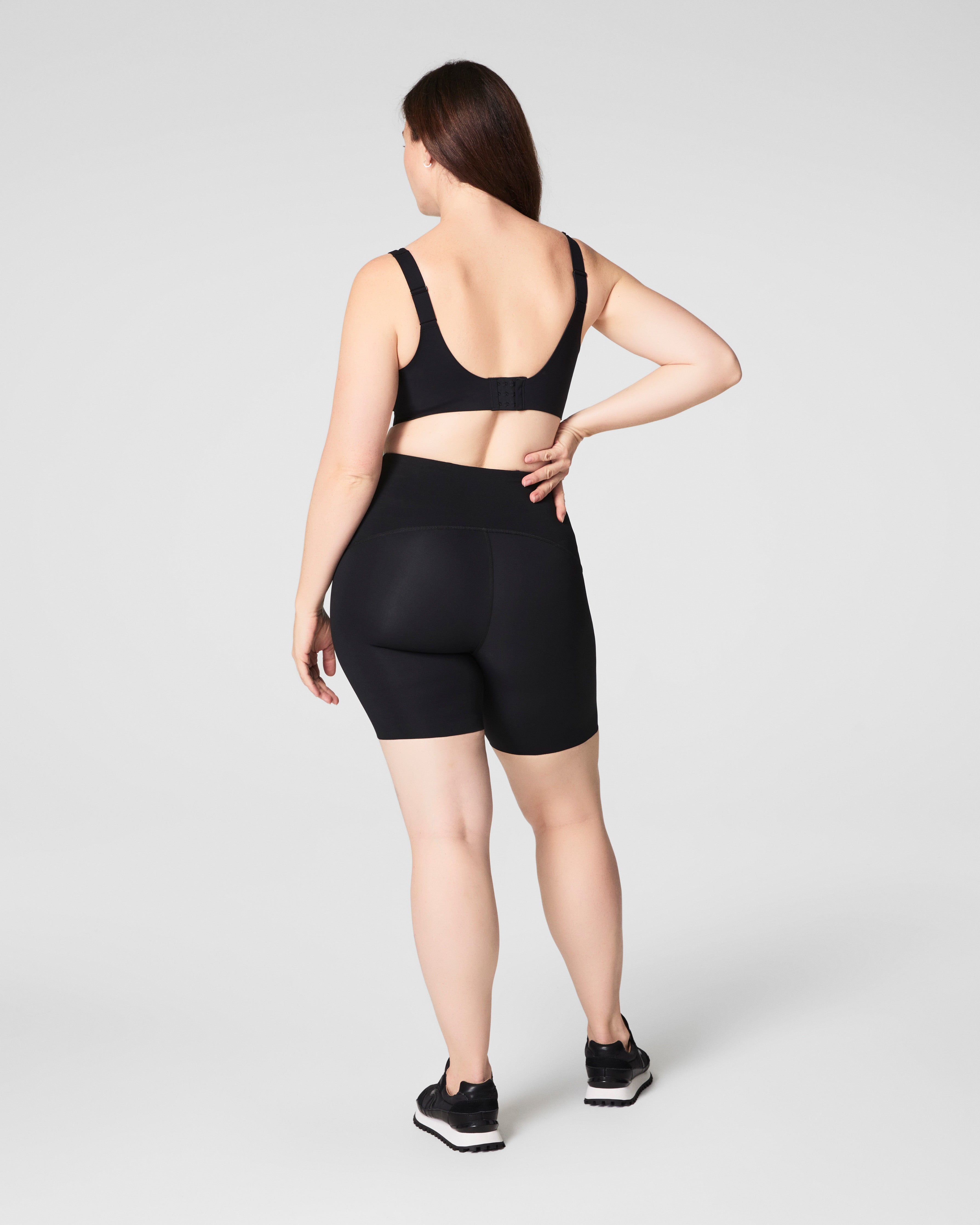 SPANXshape™ Booty Boost® Bike Short 8" | Very Black